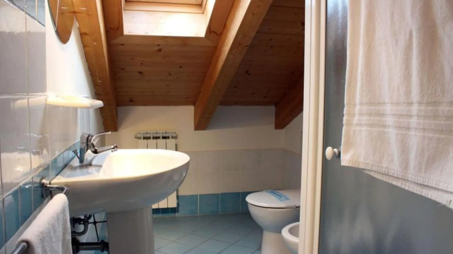 Apartment Adorable Flat With Attic In Residence Rosapineta